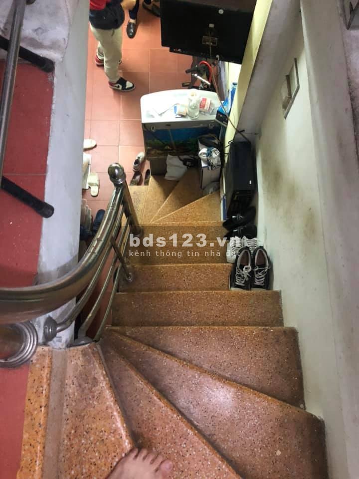 Bán nhà siêu phẩm khu phân lô kinh doanh ô tô tránh Nguyễn Khánh Toàn 4 tầng, giá 2.25 tỷ