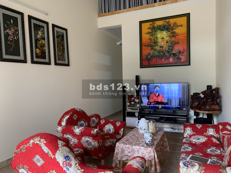 Cần bán nhà 2 mặt tiền ở phường 9 thành phố Đà Lạt giá bán 2.7 tỷ, liên hệ 0398903606