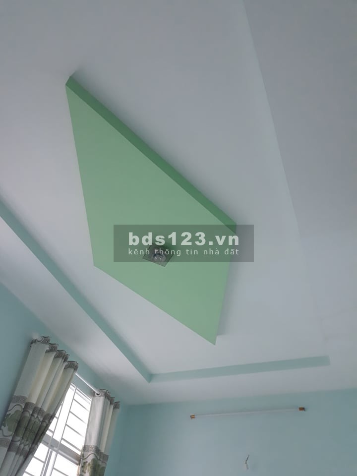 Bán nhà hẻm xe hơi Phan Huy Ích, ngang 4.5m 4 tầng giá bán chỉ nhỉnh 5.85 tỷ sổ sẵn chính chủ