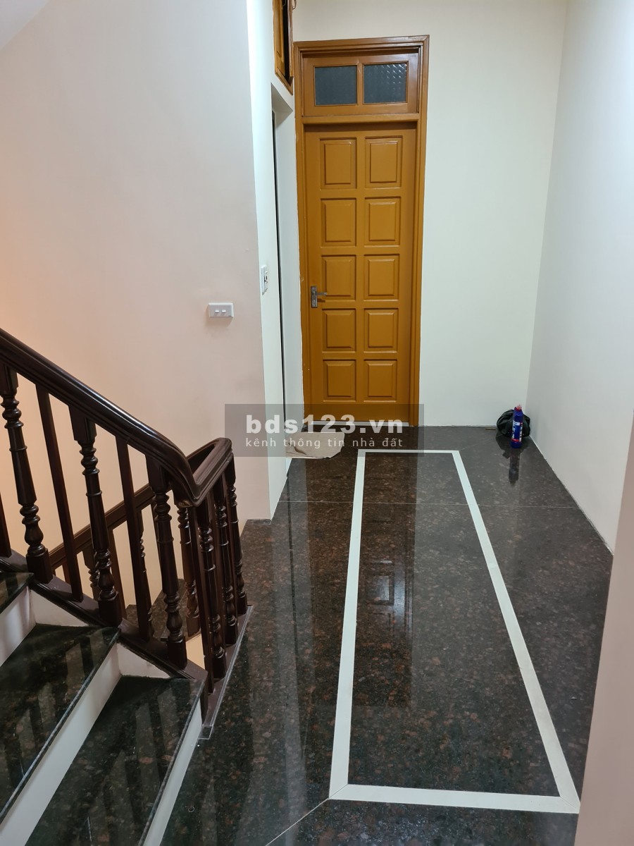 Bán nhà Lê Đức Thọ dtsd 50m2 giá 33.45 tỷ, lô góc ba mặt thoáng, kinh doanh khủng