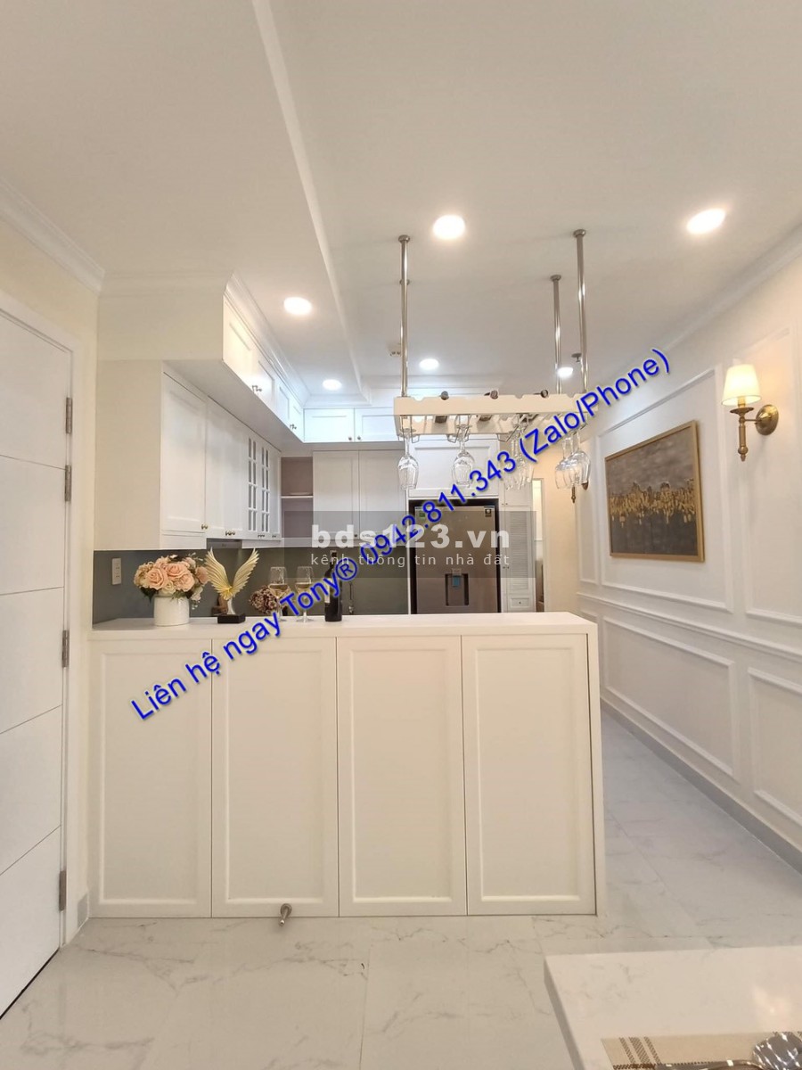 Bán căn hộ Terra Royal 2 phòng ngủ mới 100% giá 5 Tỷ tầng cao view thoáng Tel 0942.811.343