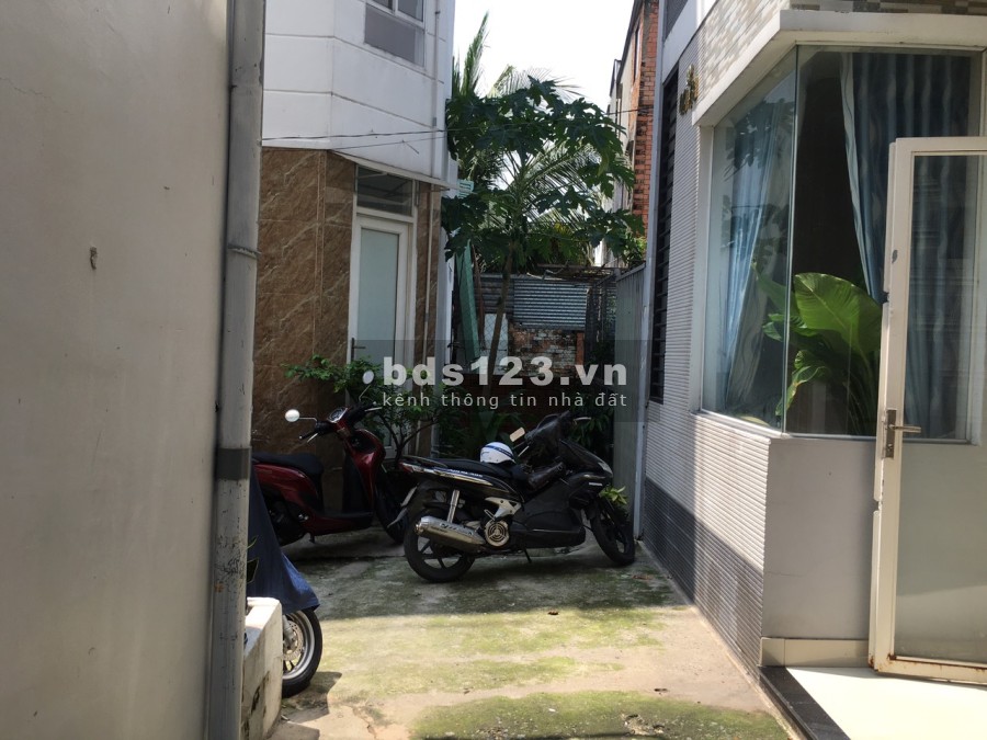 Chính chủ bán đất DT 63m2, 5*13 giá 2,6 tỷ, đang vay bank 2,5 tỷ phường 14, quận 8. Phí dv 30 triệu