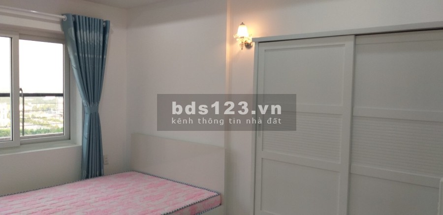 Bán gấp chung cư TDC Plaza giá rẻ, pháp lý đủ, vị trí trung tâm, thuận tiện đi lại, có ban công