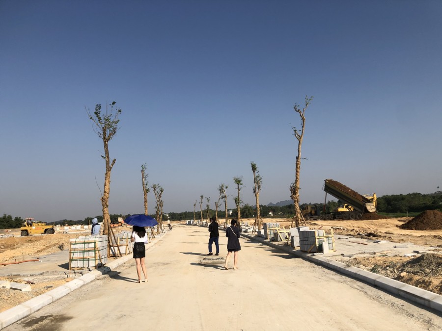Bán nhanh lô đất nền ngay chợ huyện thị trấn Lương Sơn, 90m2 giá cực rẻ 0983950726