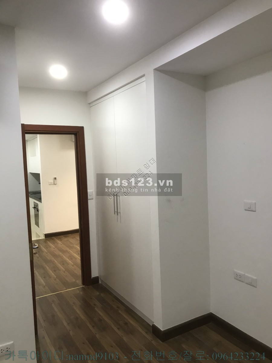 Chính chủ cần cho thuê căn 3N nội thất cơ bản chung cư Goldmark city nội thất cơ bản