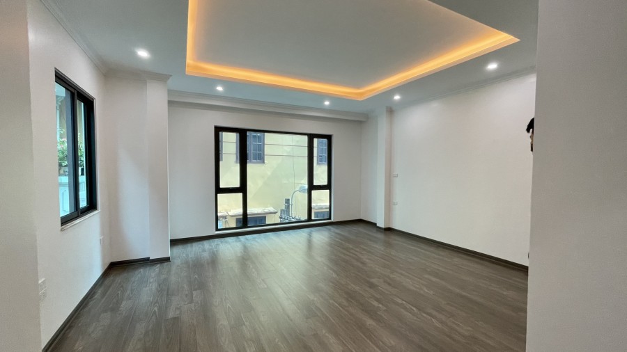 Siêu Hót nhà mới mặt ngõ KD 42m2 x7T thang máy đầy dủ nột thất Đội Cấn Ba Đình giá 7,1 tỷ
