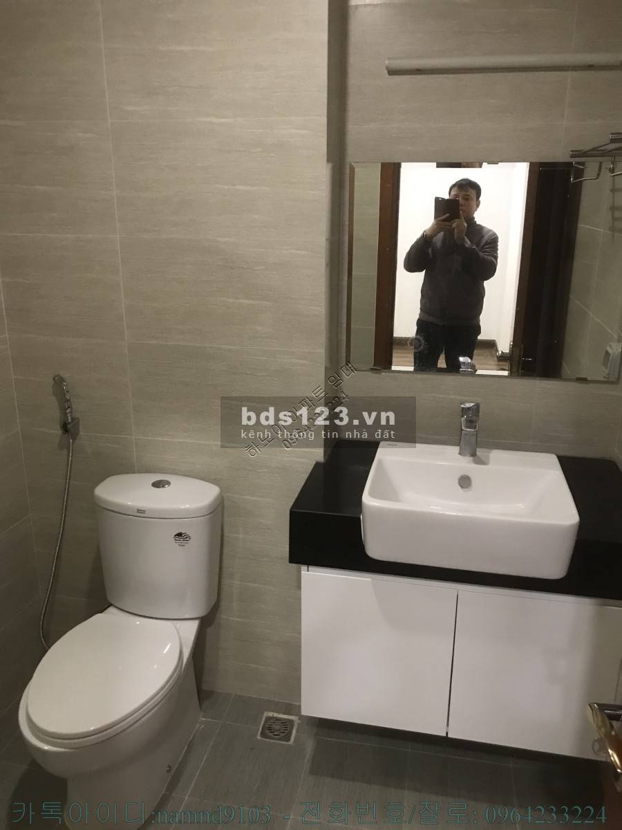 Chính chủ cần cho thuê căn 3N nội thất cơ bản chung cư Goldmark city nội thất cơ bản