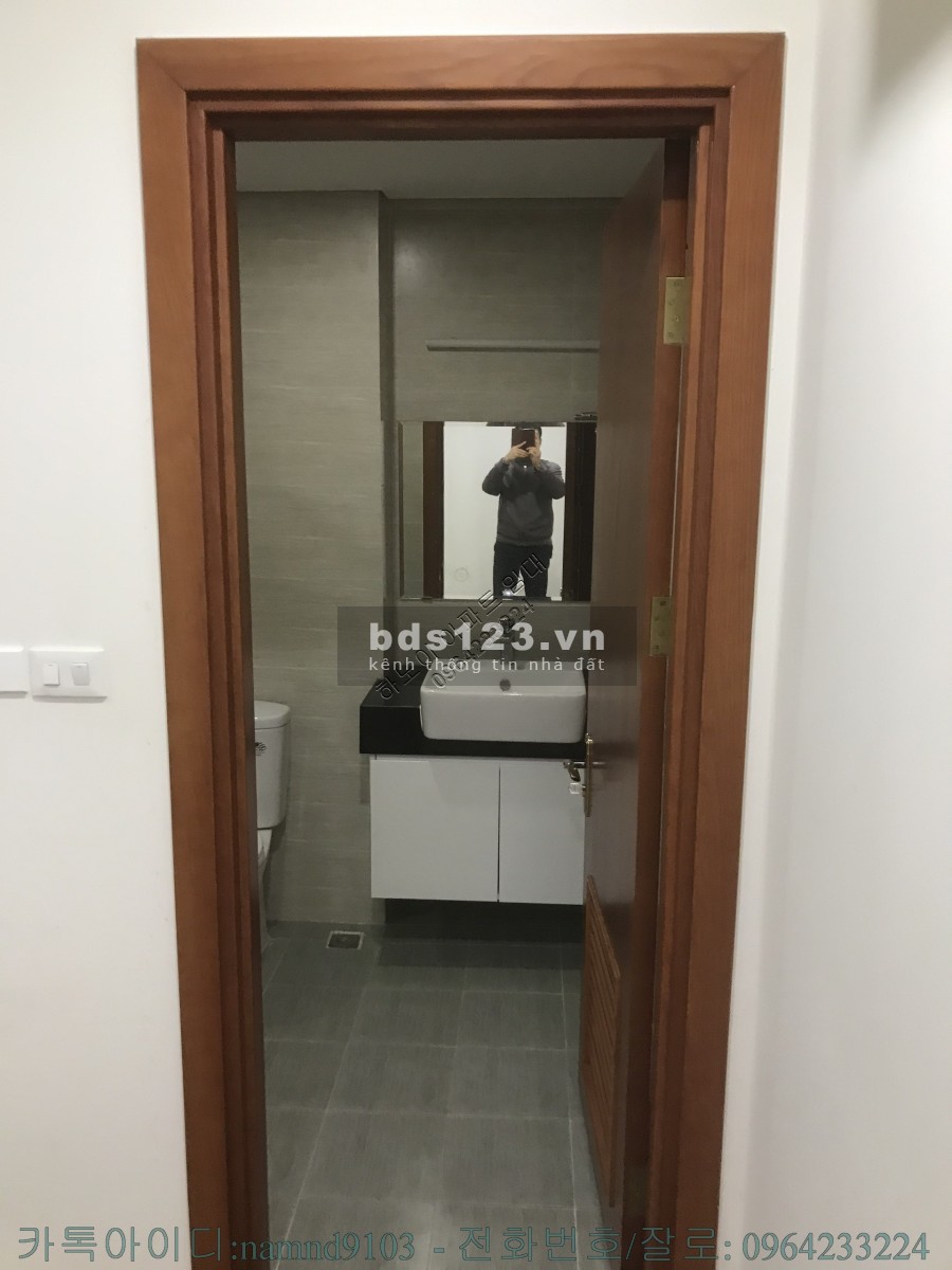 Chính chủ cần cho thuê căn 3N nội thất cơ bản chung cư Goldmark city nội thất cơ bản