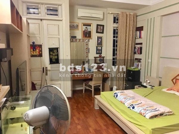 Bán nhà phố Hoàng Ngân diện tích 120m2, 7 tầng mặt tiền 5m, giá bán chỉ 16 tỷ, sổ sẵn