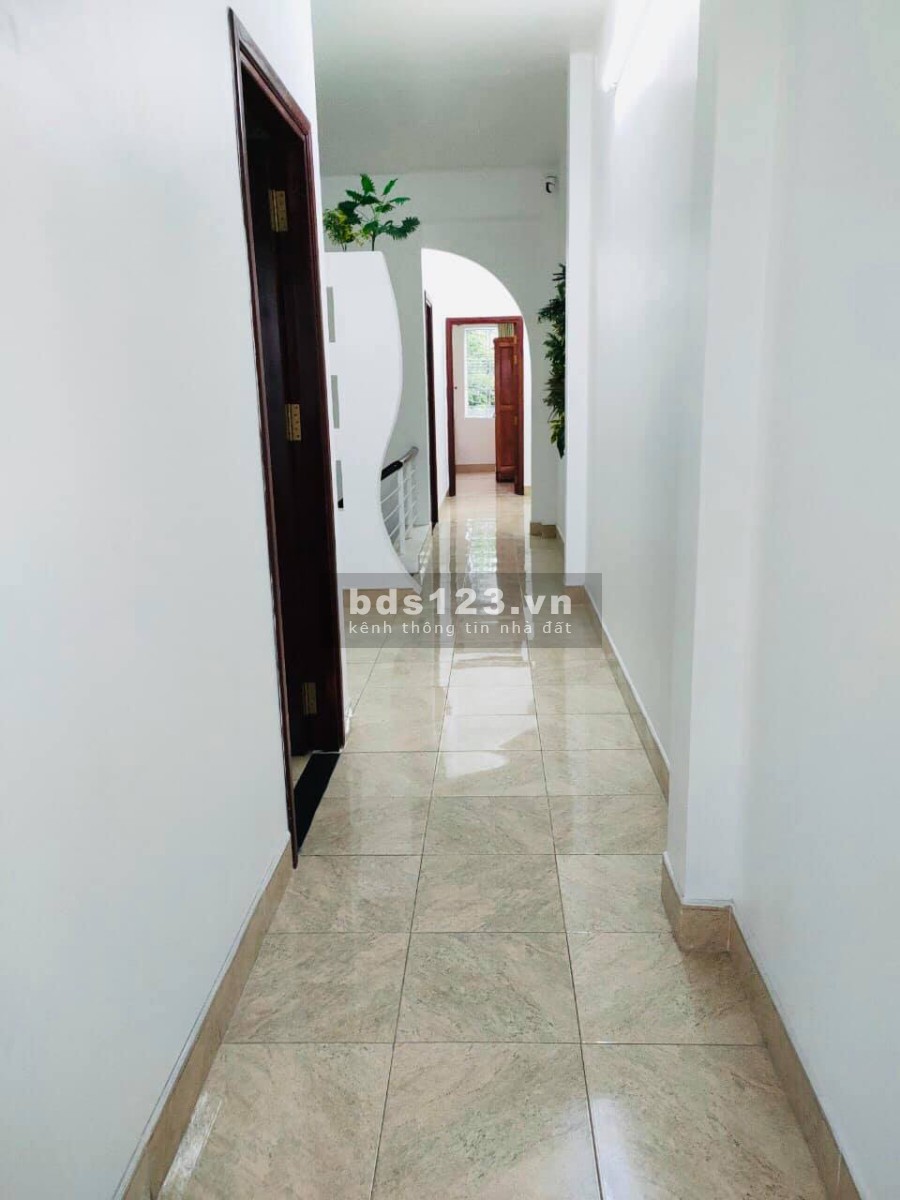 (Bình Thạnh)Bán gấp nhà HXH, Bùi Đình Tuý, P.12, diện tích sử dụng 65m2, 4 tầng giá chỉ 7.2 tỷ