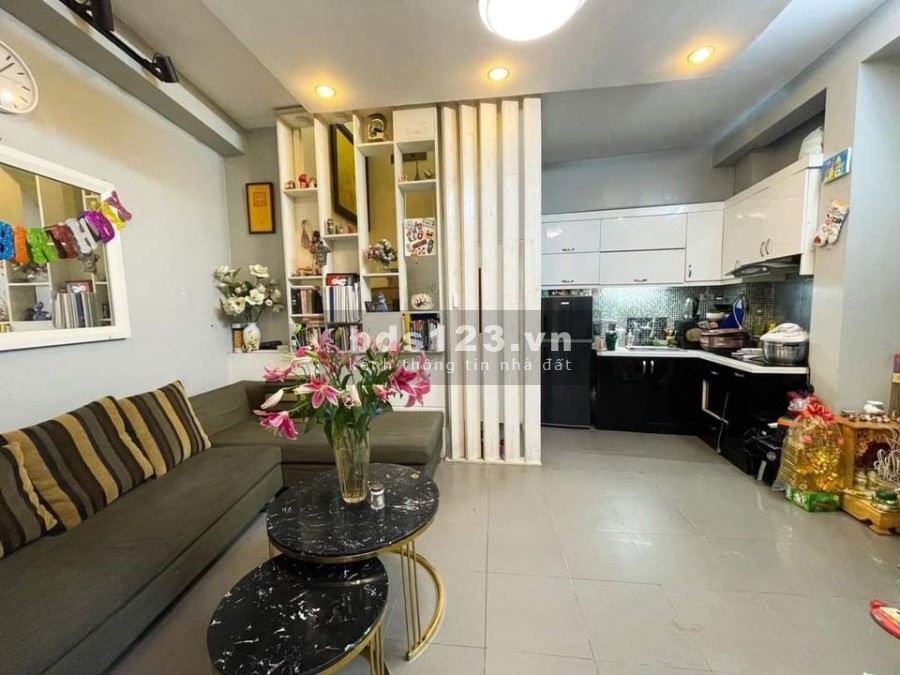 Bán nhà mặt ngõ Quan Nhân diện tích sử dụng 48m2, 5 tầng giá chỉ 5.9 tỷ, bàn giao sổ ngay