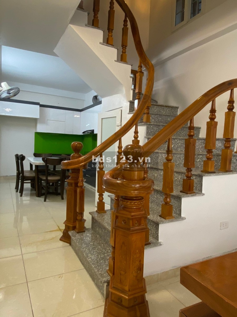 Bán nhà vào ở ngay đường An Dương Vương diện tích 41m2, giá bán 3.65 tỷ, sổ sẵn