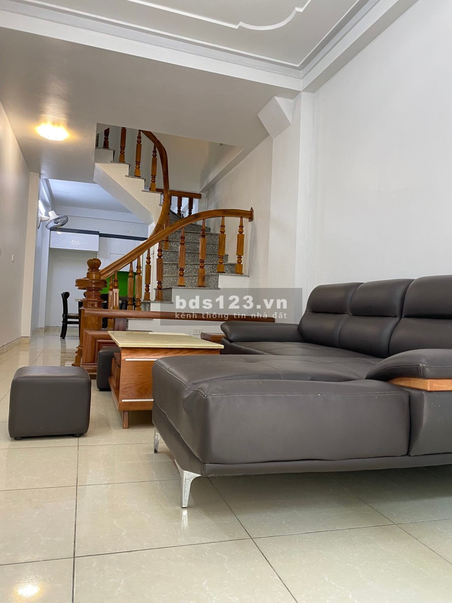 Bán nhà vào ở ngay đường An Dương Vương diện tích 41m2, giá bán 3.65 tỷ, sổ sẵn