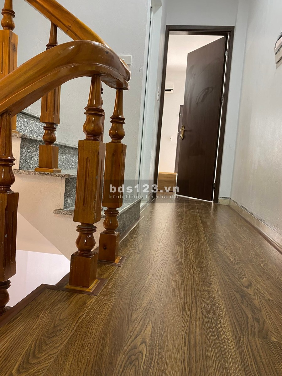 Bán nhà vào ở ngay đường An Dương Vương diện tích 41m2, giá bán 3.65 tỷ, sổ sẵn