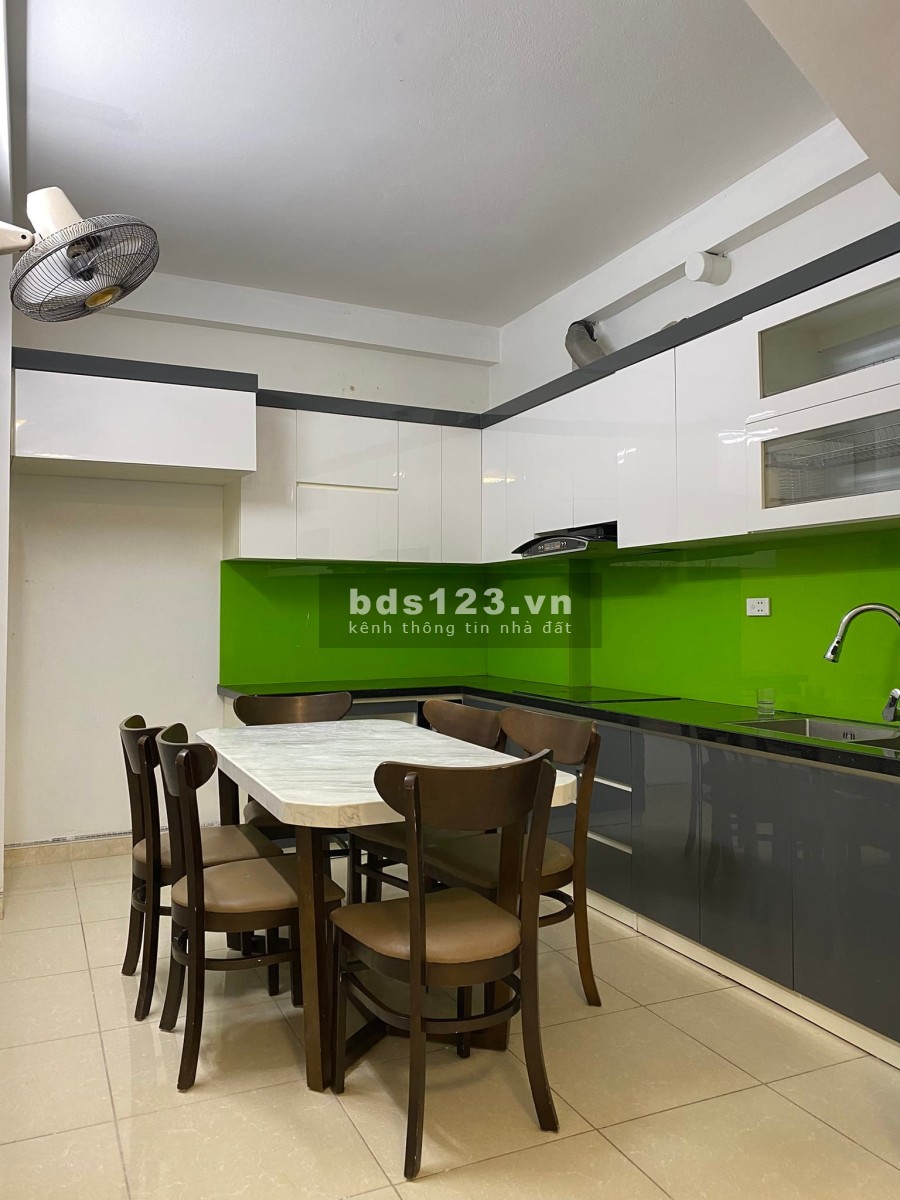 Bán nhà vào ở ngay đường An Dương Vương diện tích 41m2, giá bán 3.65 tỷ, sổ sẵn