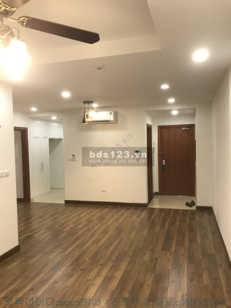 Chính chủ cần cho thuê căn 3N nội thất cơ bản chung cư Goldmark city nội thất cơ bản