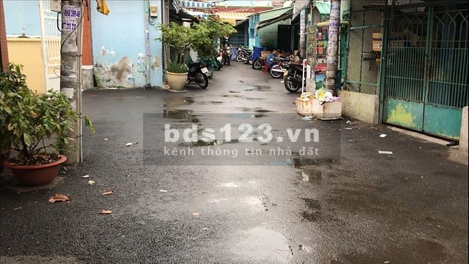Mặt tiền nội bộ duong nhựa 6m ngay Bà Hom chợ Phú Lâm sổ…