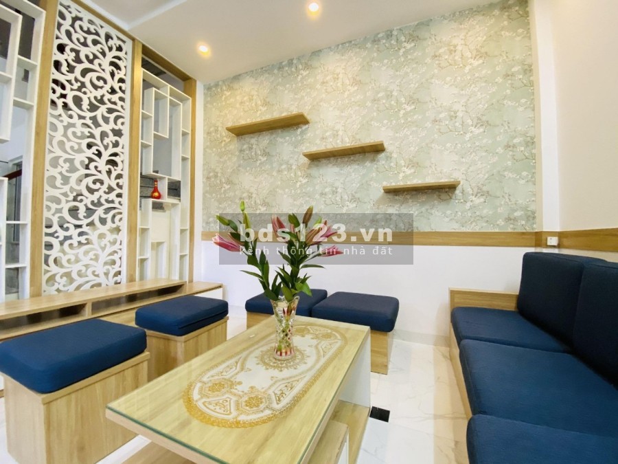 Nhà gần chung cư Nam Đô ngõ thoáng nhà đẹp ở luôn, tặng đầy đủ nội thất, lh 0777778789
