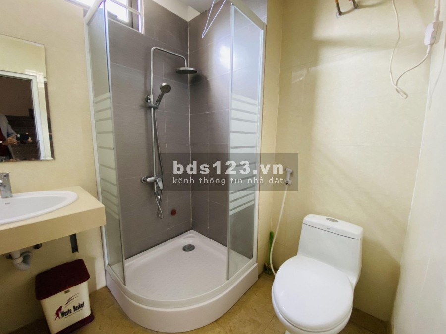 Nhà gần chung cư Nam Đô ngõ thoáng nhà đẹp ở luôn, tặng đầy đủ nội thất, lh 0777778789