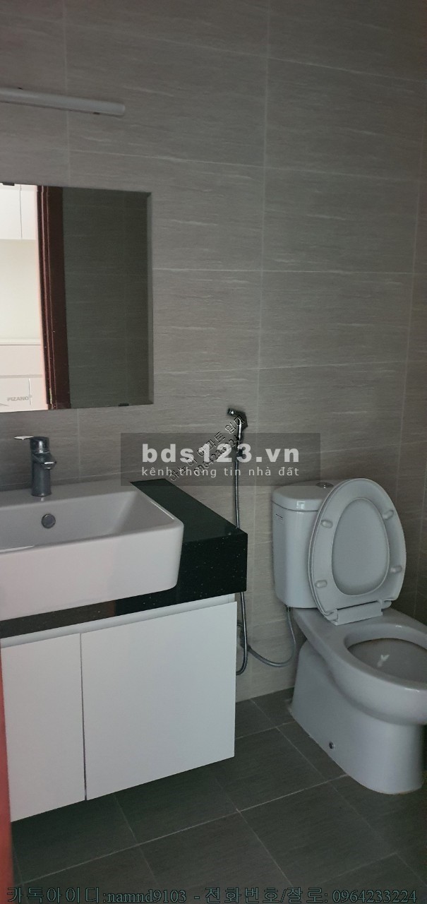 Chính chủ cần cho thuê căn 3N nội thất cơ bản chung cư Goldmark city nội thất cơ bản