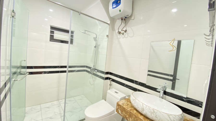 Bán nhà cực đẹp Ngõ 58 Nguyễn Khánh Toàn, Quan Hoa, Cầu Giấy. 35m2 x5T Giá 3.8 tỷ