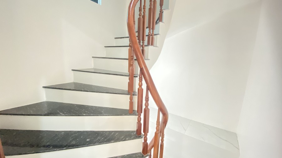 Bán nhà cực đẹp Ngõ 58 Nguyễn Khánh Toàn, Quan Hoa, Cầu Giấy. 35m2 x5T Giá 3.8 tỷ