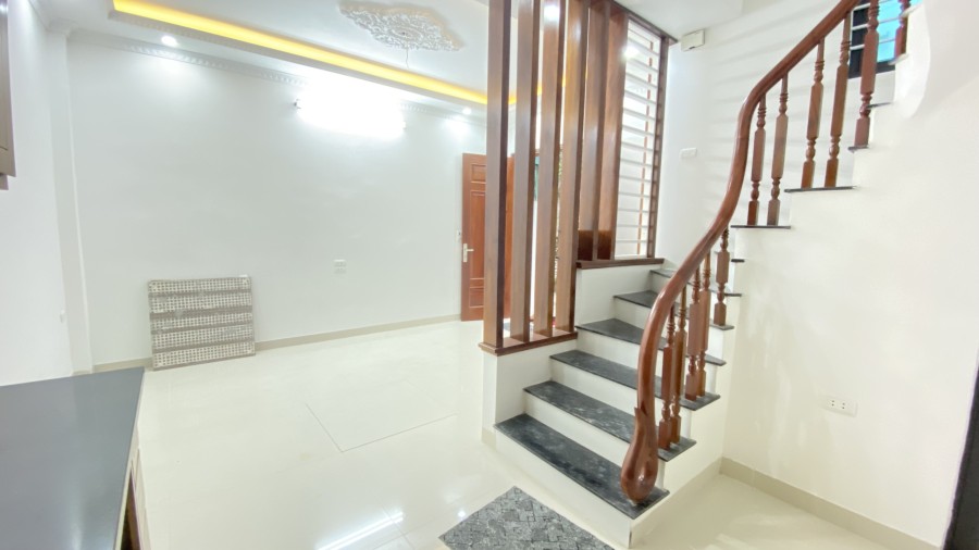 Bán nhà cực đẹp Ngõ 58 Nguyễn Khánh Toàn, Quan Hoa, Cầu Giấy. 35m2 x5T Giá 3.8 tỷ