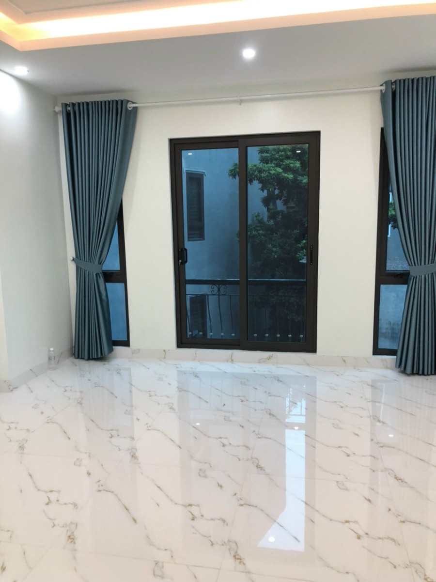 Bán nhà 6 tầng, 45 m2 ô tô vào gần Hồ Tây, Xuân La, Võ Chí Công Tây Hồ