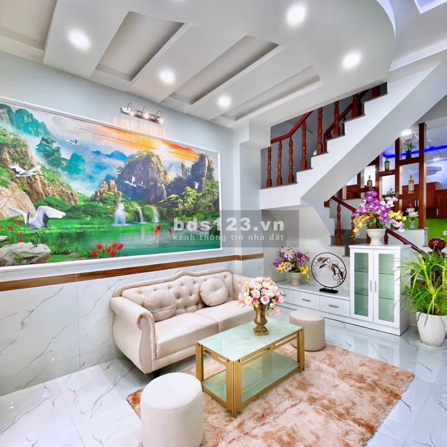 Bán nhà hẻm ô tô Phạm Văn Chiêu 48m2, chỉ 5.5 tỷ, gần chợ Thạch Đà.