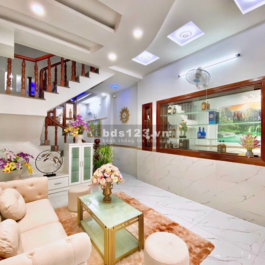 Bán nhà hẻm ô tô Phạm Văn Chiêu 48m2, chỉ 5.5 tỷ, gần chợ Thạch Đà.