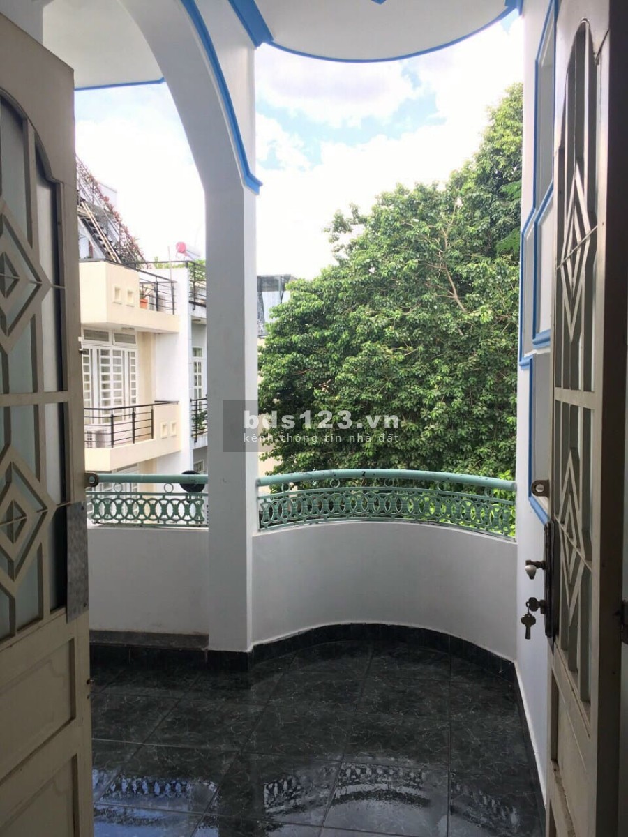 Nhà hẻm ô tô quay đầu, Nguyễn Văn Khối 54m2, 5.4 tỷ, gần công viên Làng Hoa GV.