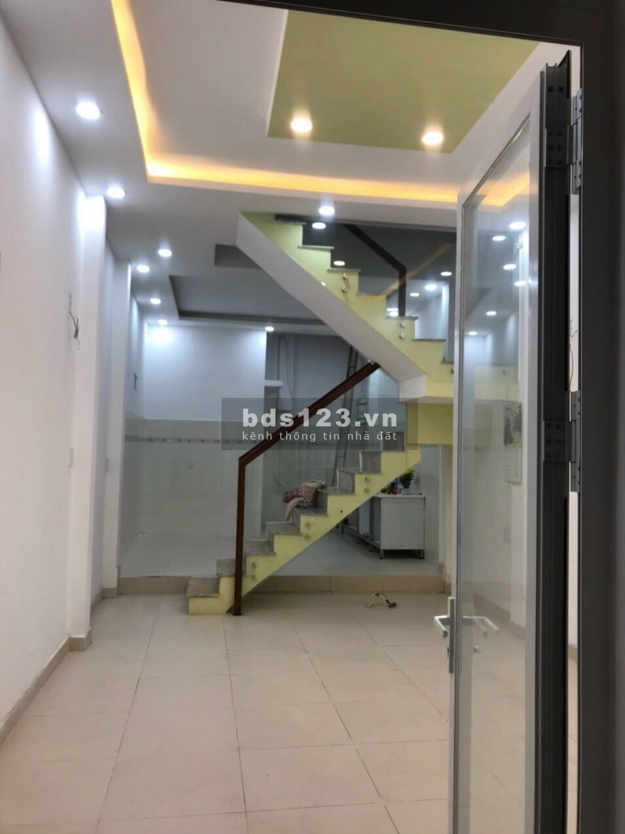 Nhà hẻm ô tô quay đầu, Nguyễn Văn Khối 54m2, 5.4 tỷ, gần công viên Làng Hoa GV.