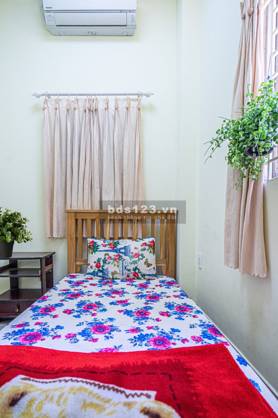 Phòng cho thuê Q1 full NT tự do yên tĩnh