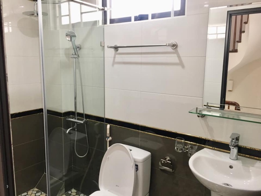 Bán nhà Siêu đẹp Vĩnh Phúc, Ba Đình 35m2 x 5 tầng giá 3.85 tỷ có thương lượng. LH: 0987.126747