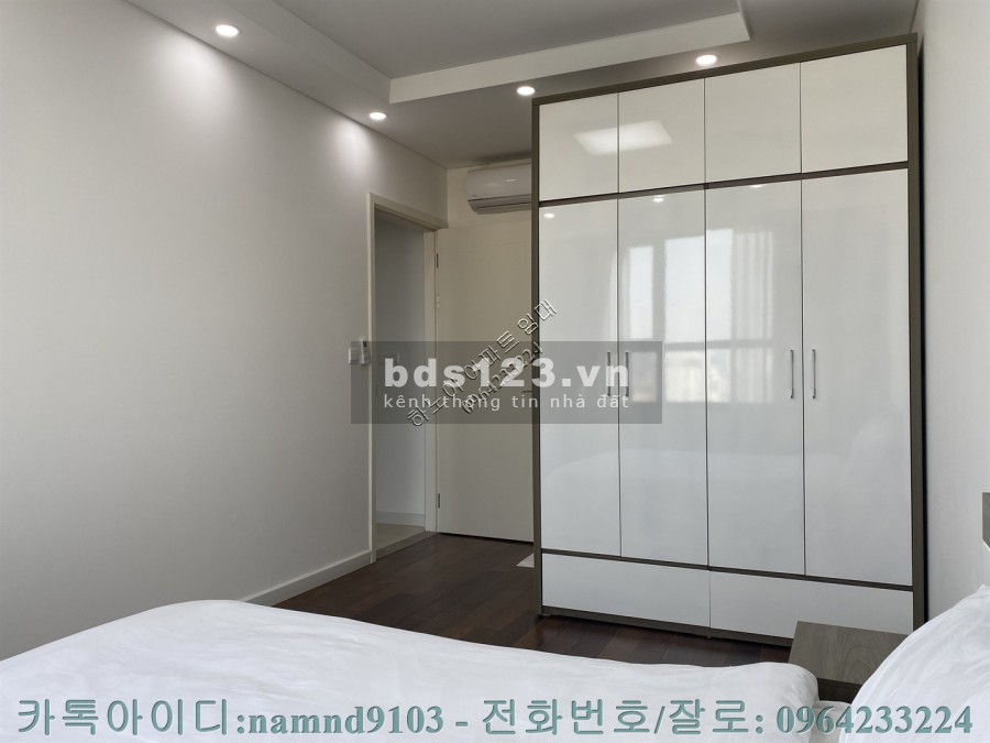 Chính chủ cần cho thuê căn 2N full nội thất cực nét chung cư Vinhomes Dcapitale