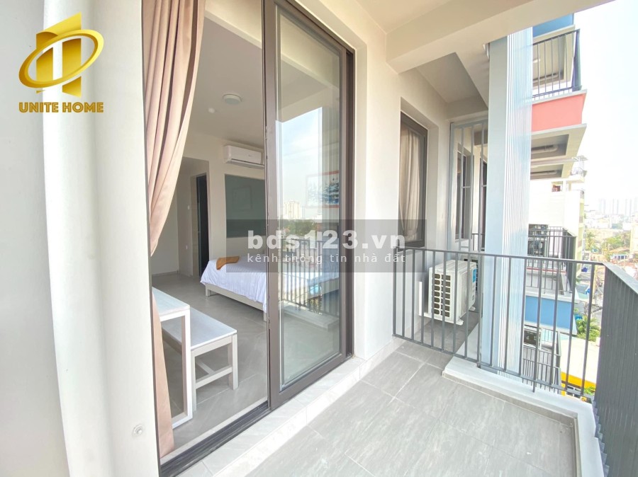 Hỗ trợ cọc cho thuê căn hộ studio bancon chill full nội thất ngay trung tâm Quận 7
