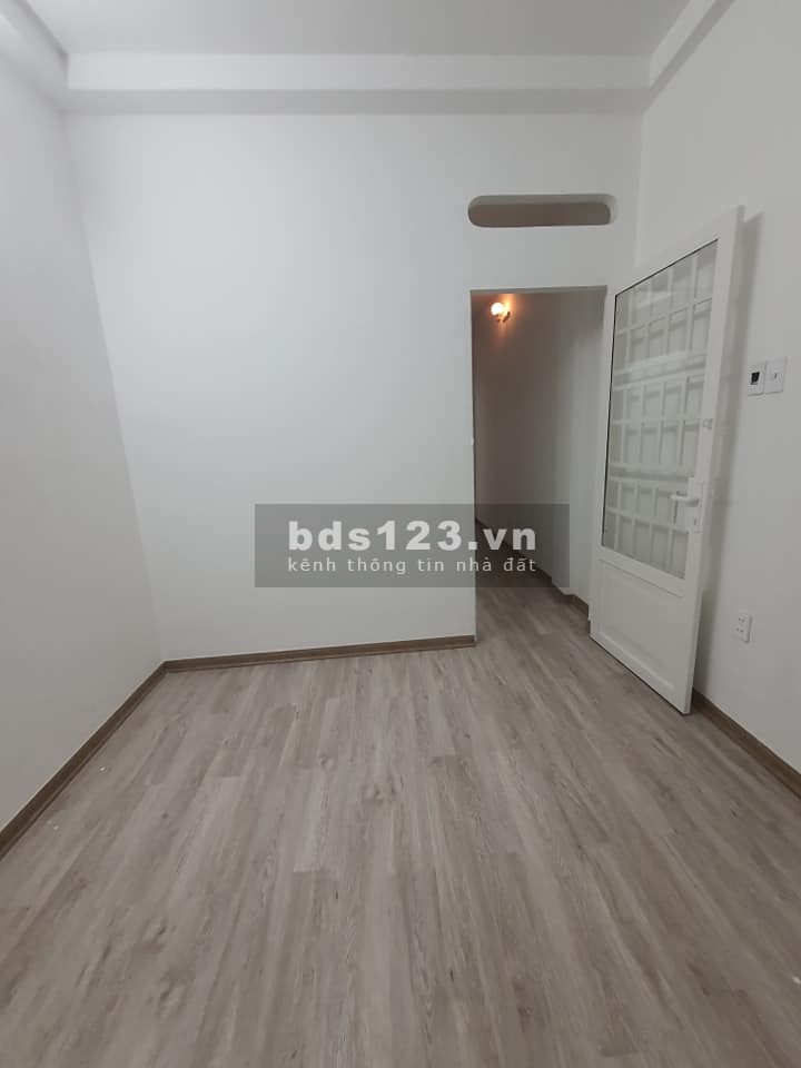(Gò Vấp)Bán gấp nhà đẹp, hẻm xe hơi Phan Văn Trị, phường 7, diện tích 42m2, 3 tầng, 4.68 tỷ