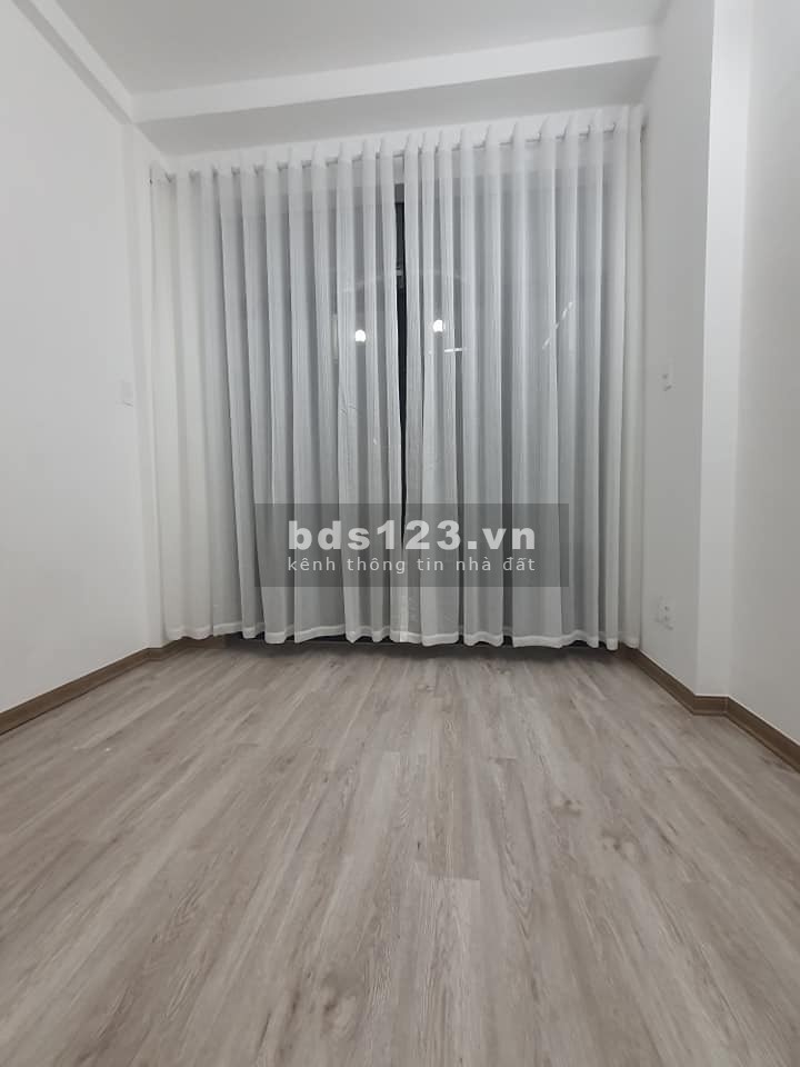 (Gò Vấp)Bán gấp nhà đẹp, hẻm xe hơi Phan Văn Trị, phường 7, diện tích 42m2, 3 tầng, 4.68 tỷ