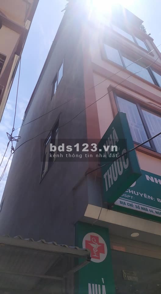 Cần bán gấp căn nhà Tam Trinh, 4 tầng nhà bao đẹp, ô tô đỗ cửa kinh doanh tốt giá 4.2 tỷ