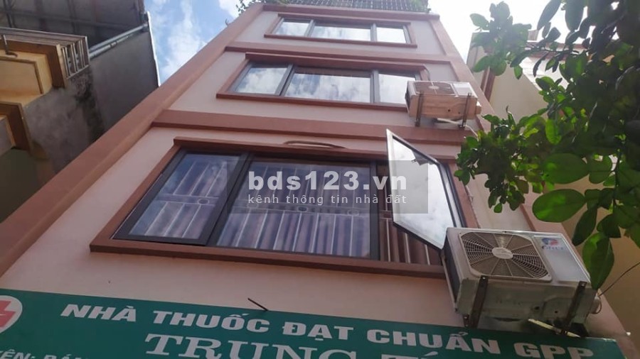 Cần bán gấp căn nhà Tam Trinh, 4 tầng nhà bao đẹp, ô tô đỗ cửa kinh doanh tốt giá 4.2 tỷ