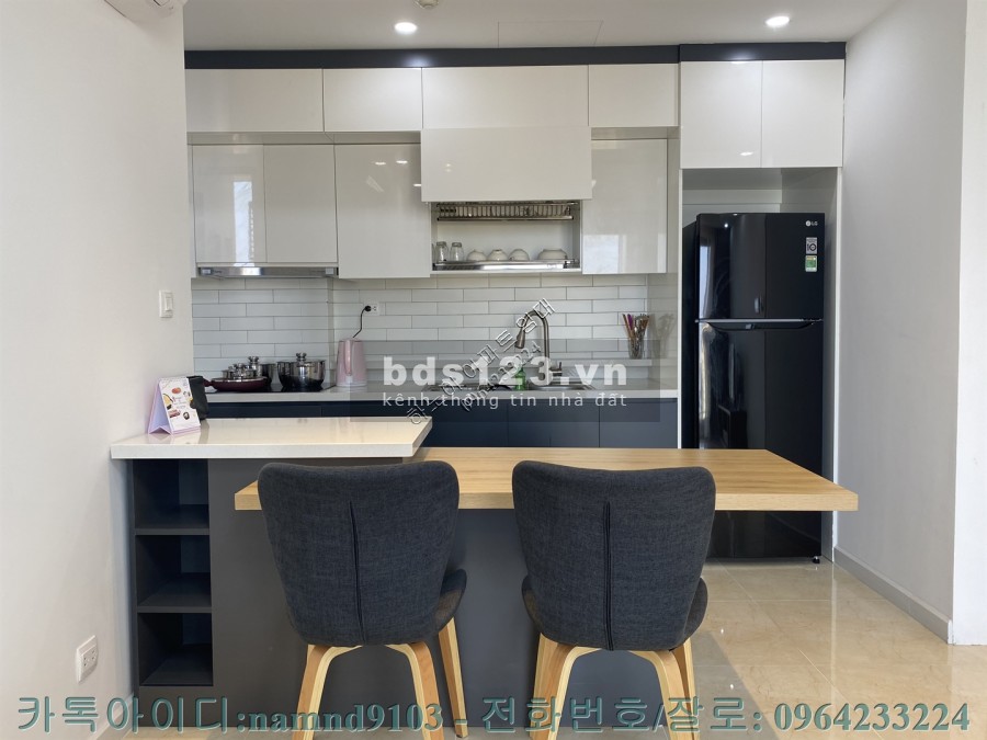 Chính chủ cần cho thuê căn 2N full nội thất cực nét chung cư Vinhomes Dcapitale