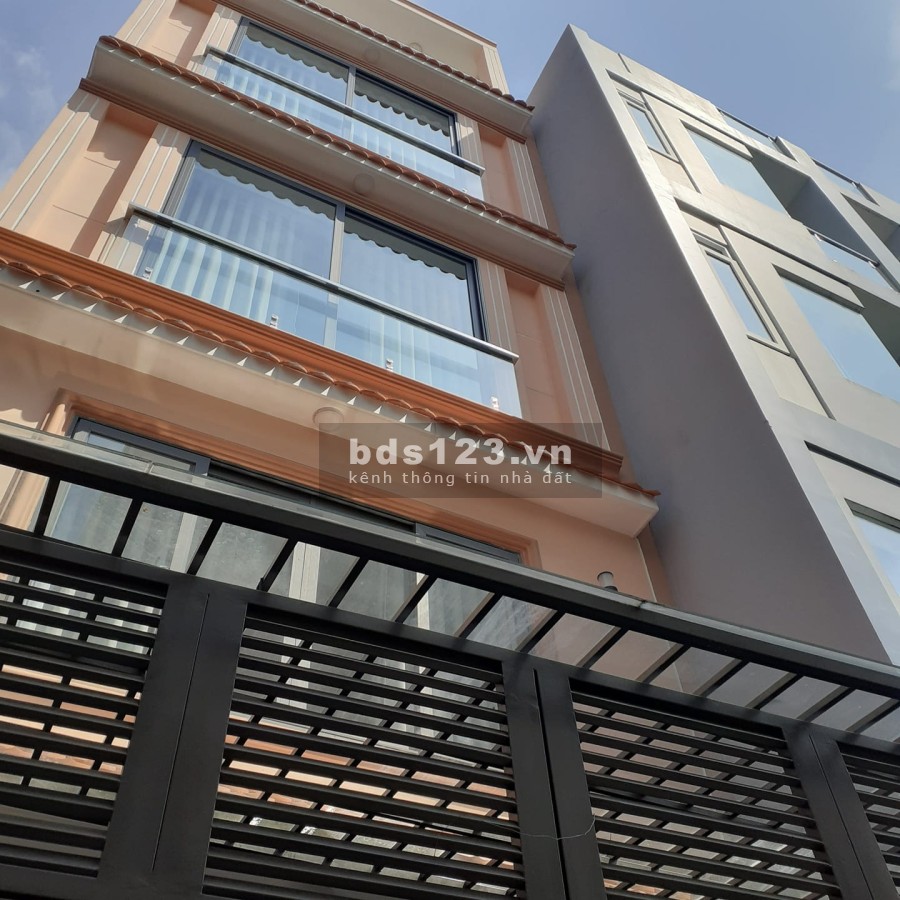 Thích Quảng Đức 5 tầng BTCT mới toanh, 50m2 chỉ 6,8 tỷ còn thương lượng