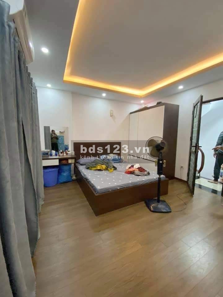 Nhà Nguyễn An Ninh, giá tốt nhất khu vực xe ra vào thoải mái, ô tô đỗ cửa, không ngập nước