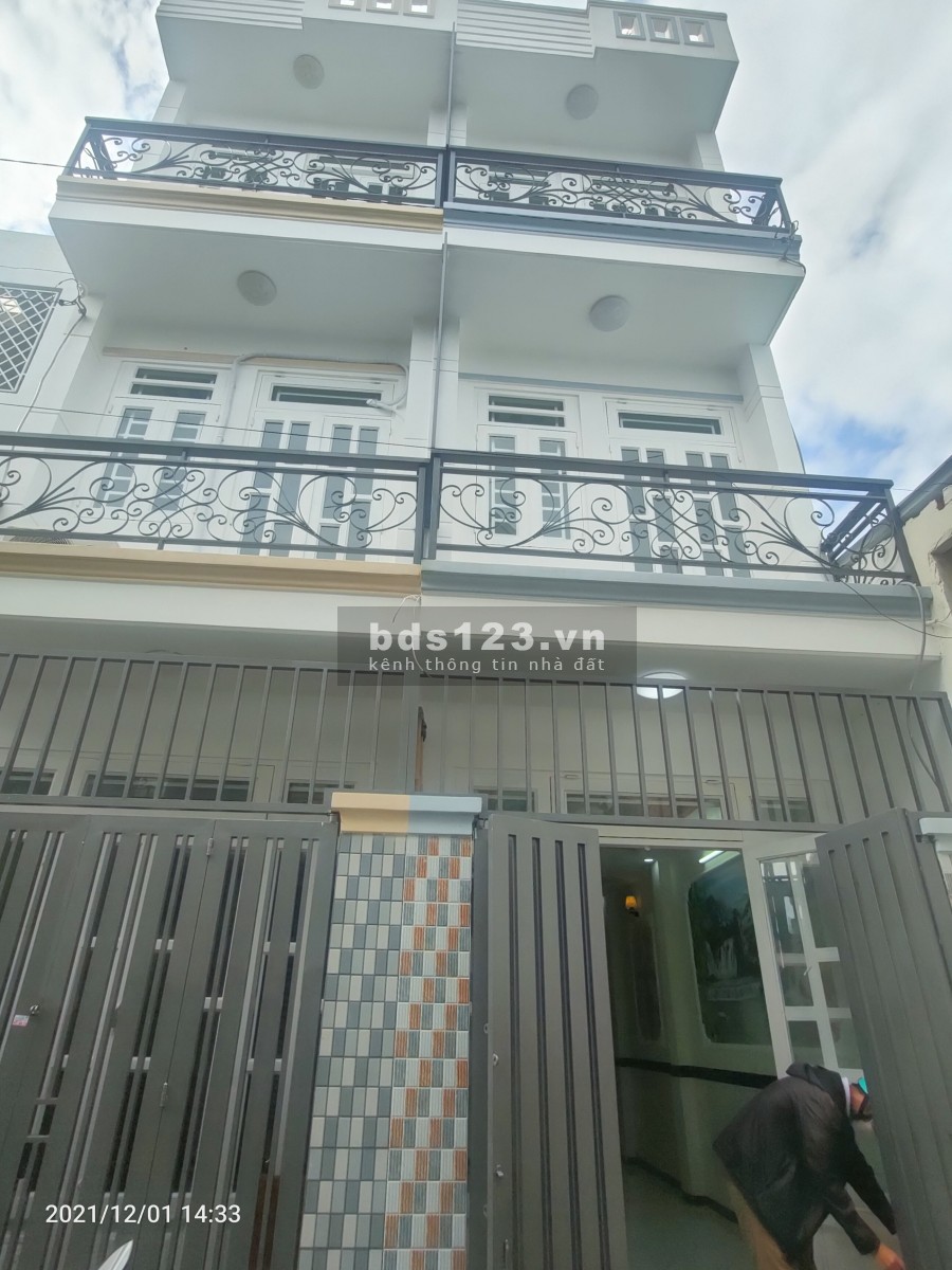 Bán nhà nguyên căn mới 100% Hiệp Thành 13 hẻm ô tô diện tích sử dụng 100m2, giá tốt
