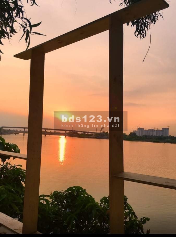 Đất nghĩ dưỡng 200m2, mặt tiên sông Quận 9 đối diện Vinhomes, giá tốt đầu tư sinh lời