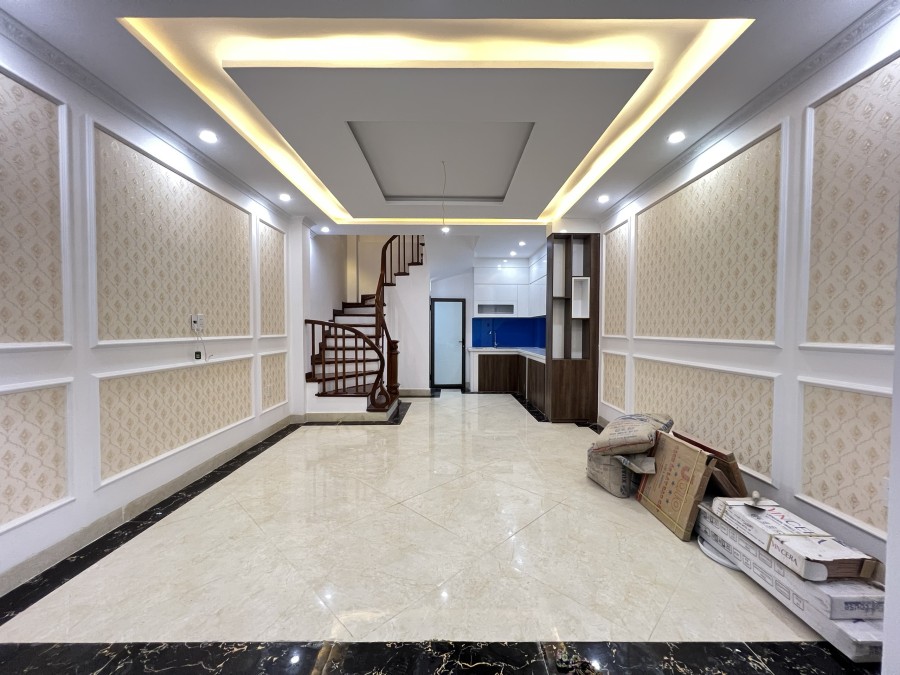 Duy nhất phố Trần Cung, Cầu Giấy nhà 5 tầng, 40 m2 lô góc 3 mặt thoáng vị trí tiềm năng giá 3,8 tỷ
