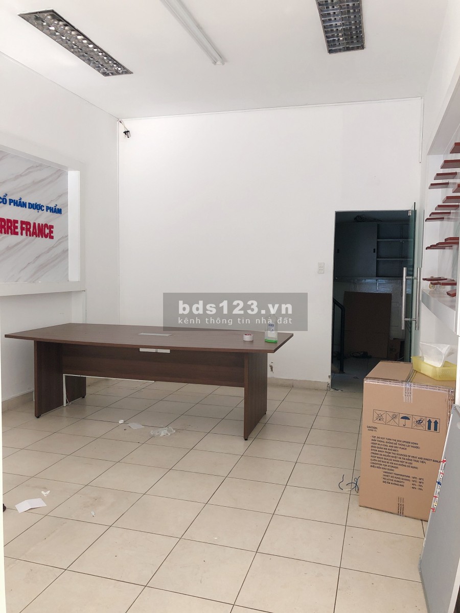 Cho thuê nhà CN mặt tiền đường 8m, Nguyễn Ngọc Lộc Quận 10, khu dân cư đông đúc, giá tốt
