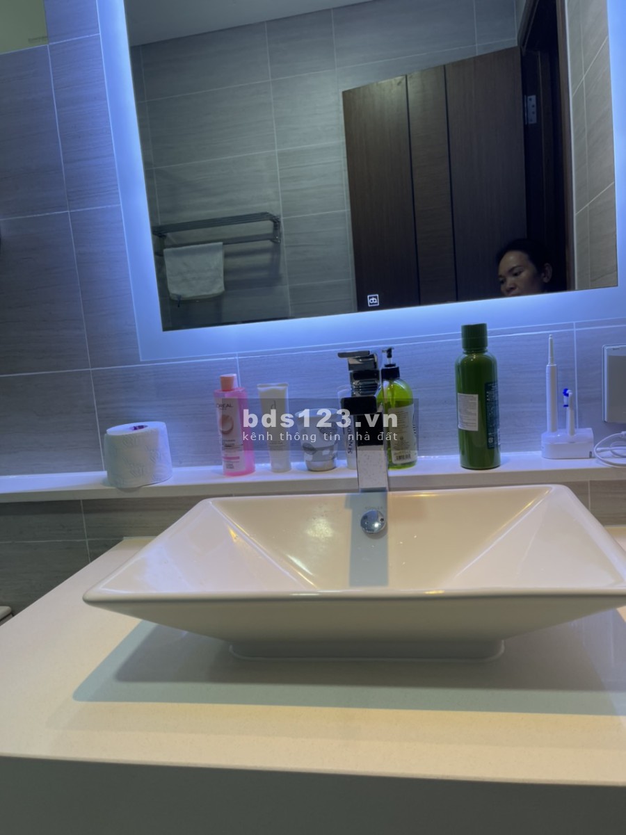 Căn hộ Sarica giá tốt, nội thất cao cấp, sang trọng.