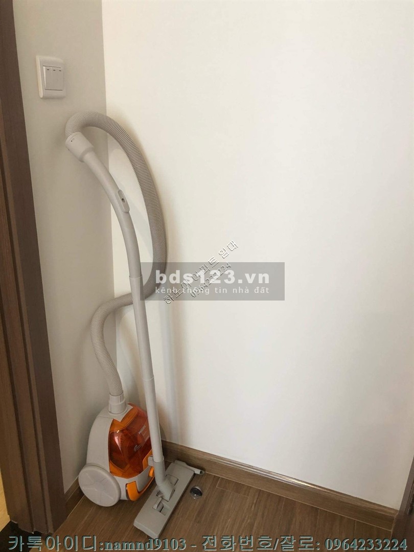 cho thuê căn 2N full nội thất chung cư vinhomes Sky lake - Lh O964233224