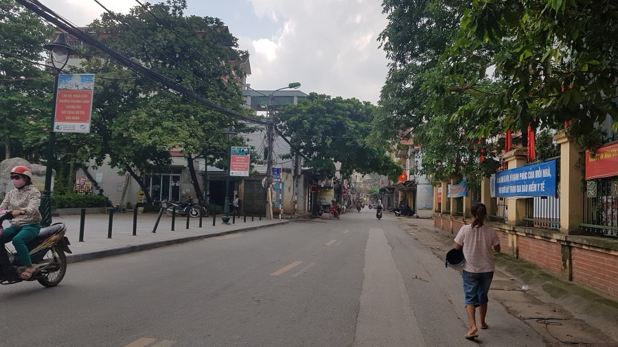 Nhà Phương Canh, ô tô đỗ cách 10m, ngay trường trung học cơ sở, cực thoáng- gọi Mỹ Hoa